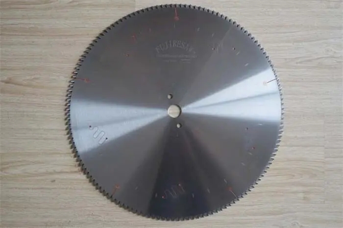 <a href=http://m.huabipr.net.cn/news_article?news_id=92>焊片鋸片</a>